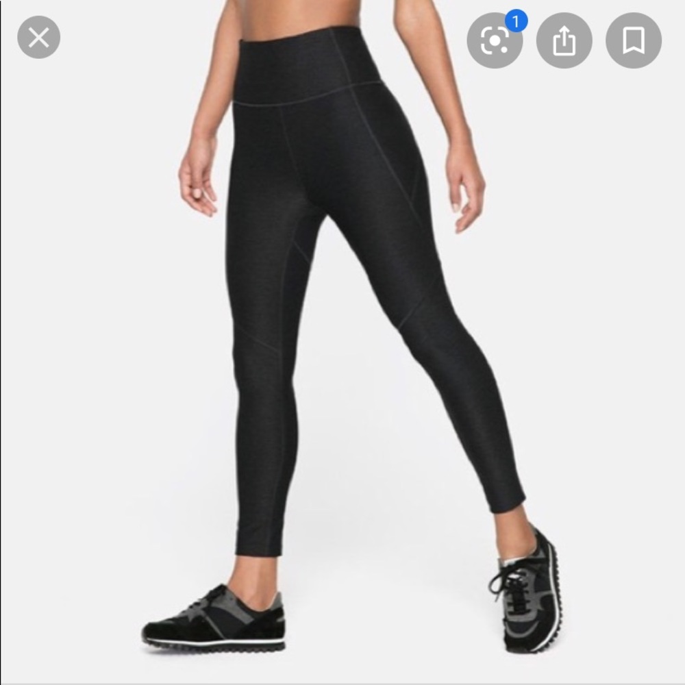 Black leggings